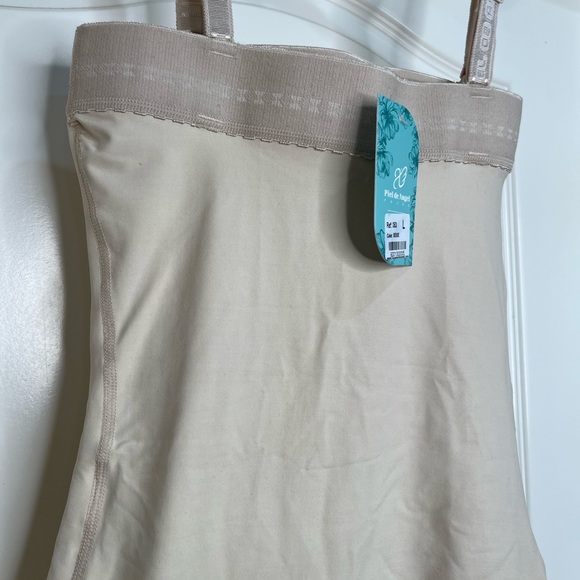 NWT Beige Extra High Waist Shapewear Shorts - Picture 5 of 8